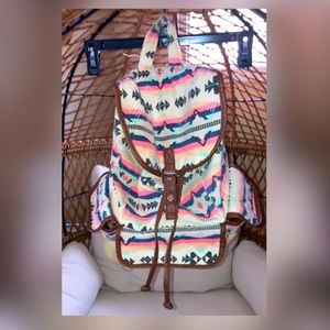 Aesthetic Aztec Print Backpack W/ Multiple Pockets